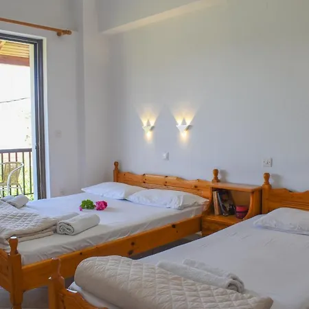 Comfy Green Studio/just 150m To The Beach Apartment *
